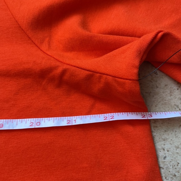 TAHIRI brand for beautiful big size ladies ( 1X) bright red shirt , V neck - Picture 4 of 5